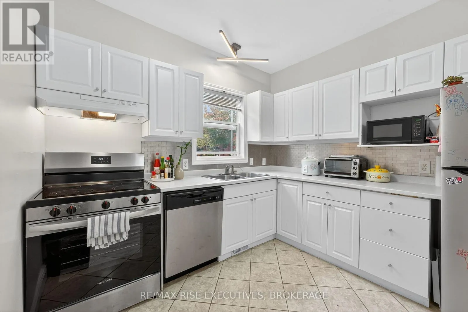 47 LIVINGSTON STREET