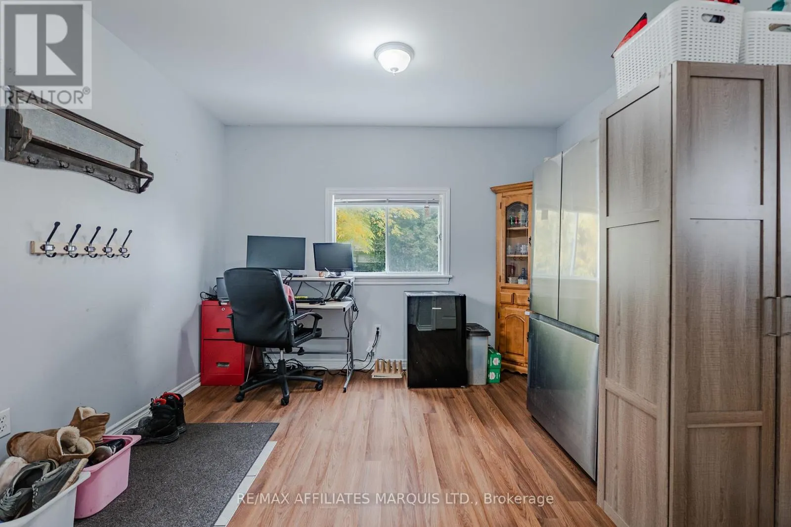 18 MECHANIC STREET W