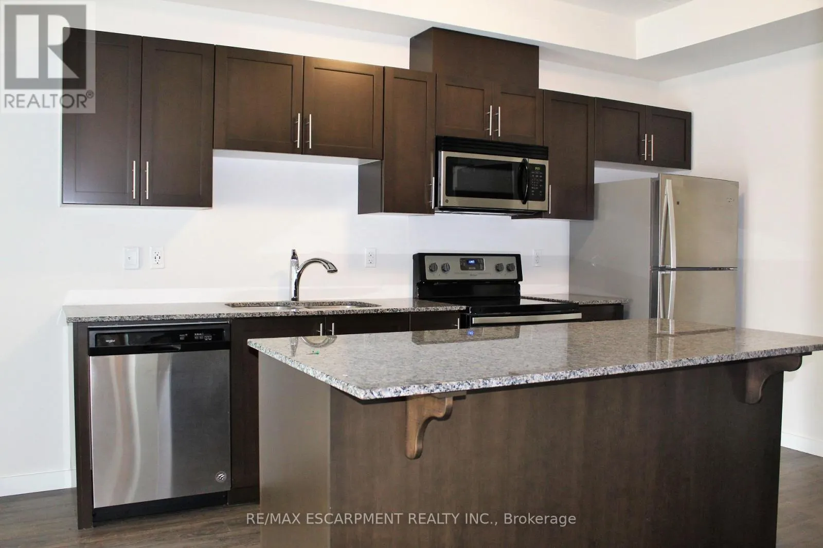 111 - 25 KAY CRESCENT