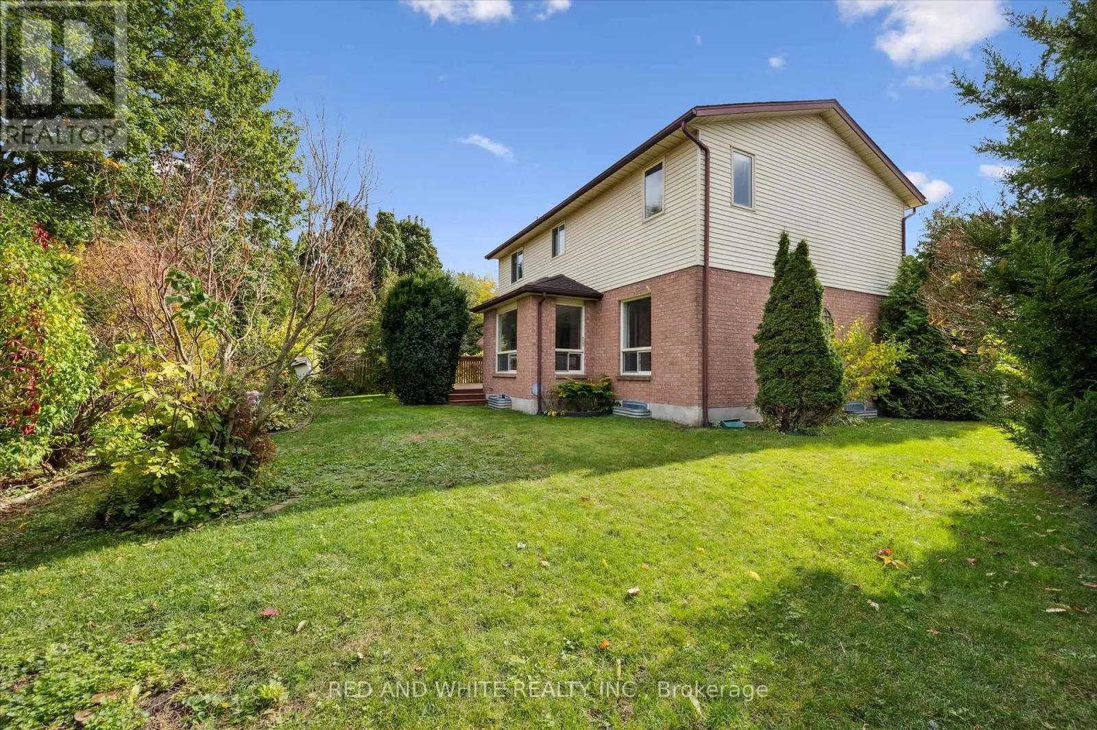 172 MAYBERRY COURT