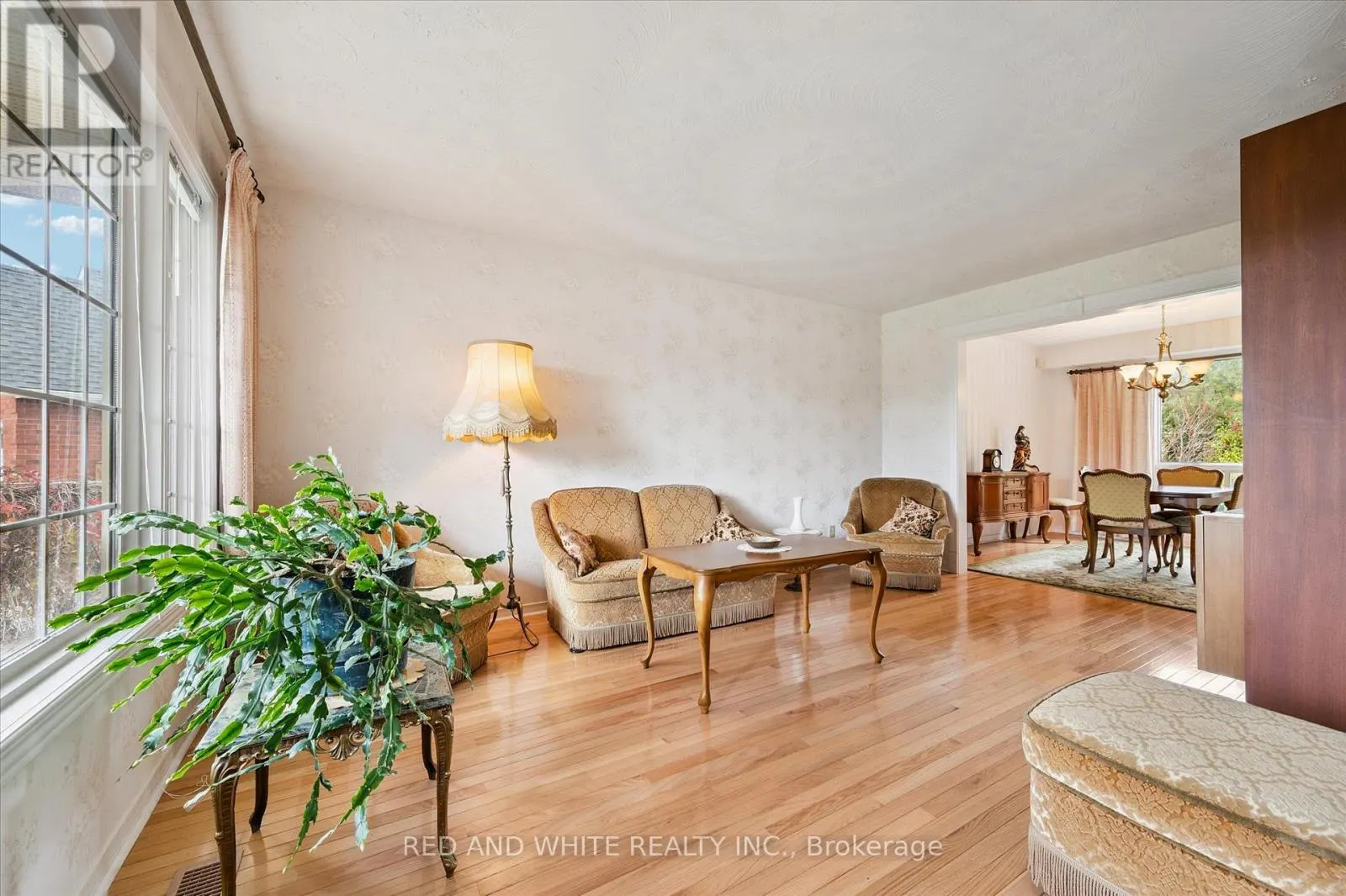 172 MAYBERRY COURT