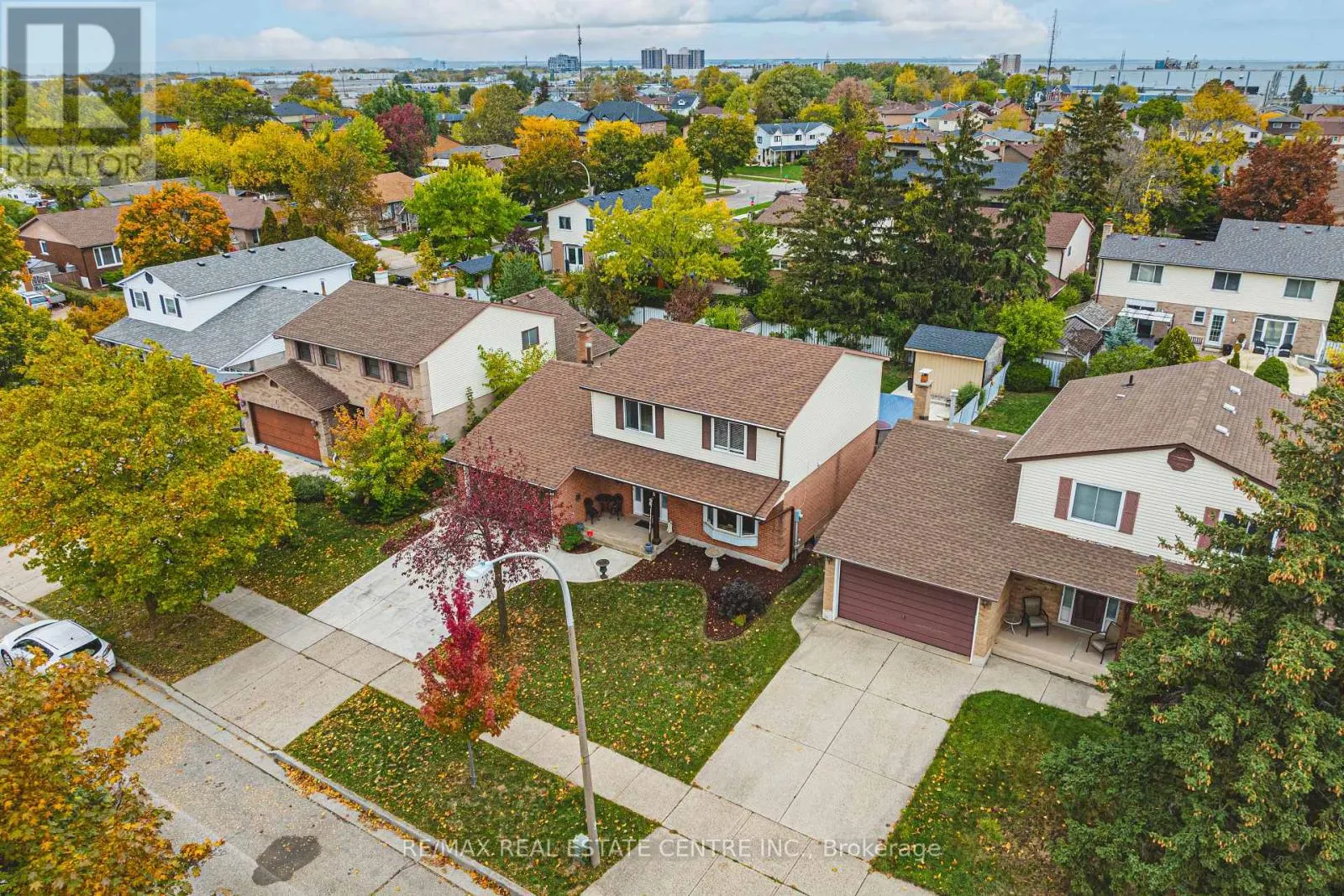 5 BING CRESCENT