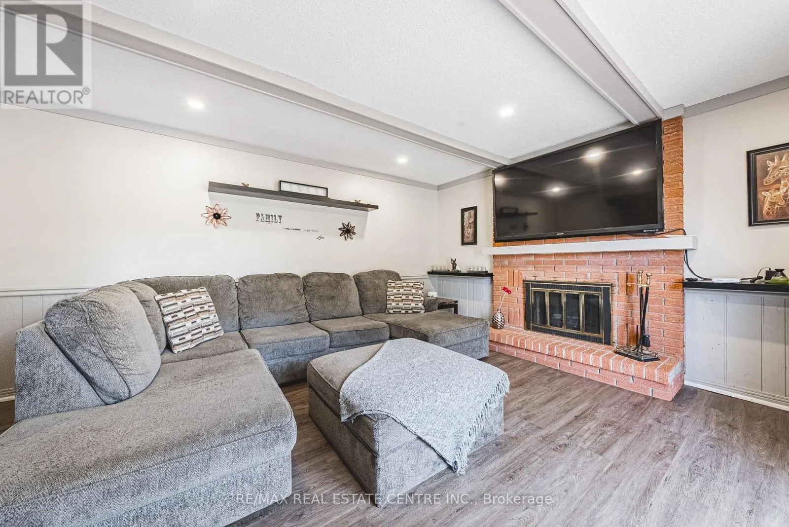 5 BING CRESCENT