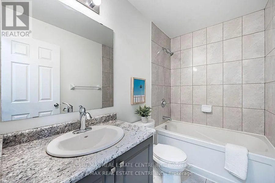 99 - 135 HARDCASTLE DRIVE