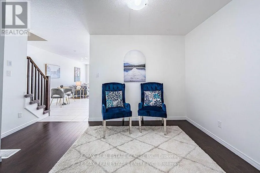 99 - 135 HARDCASTLE DRIVE