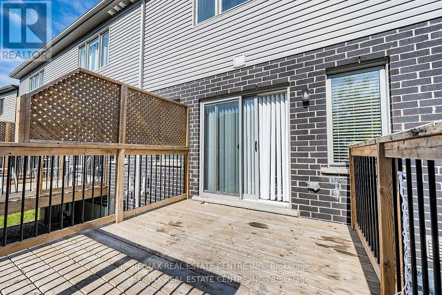 99 - 135 HARDCASTLE DRIVE