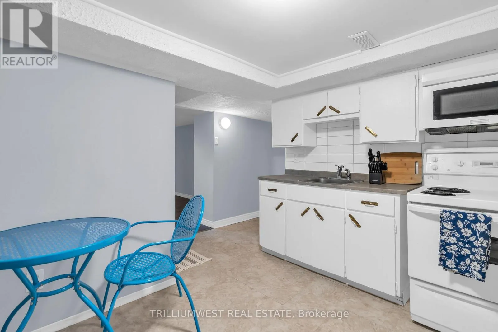 C - 301 FRANKLIN STREET N