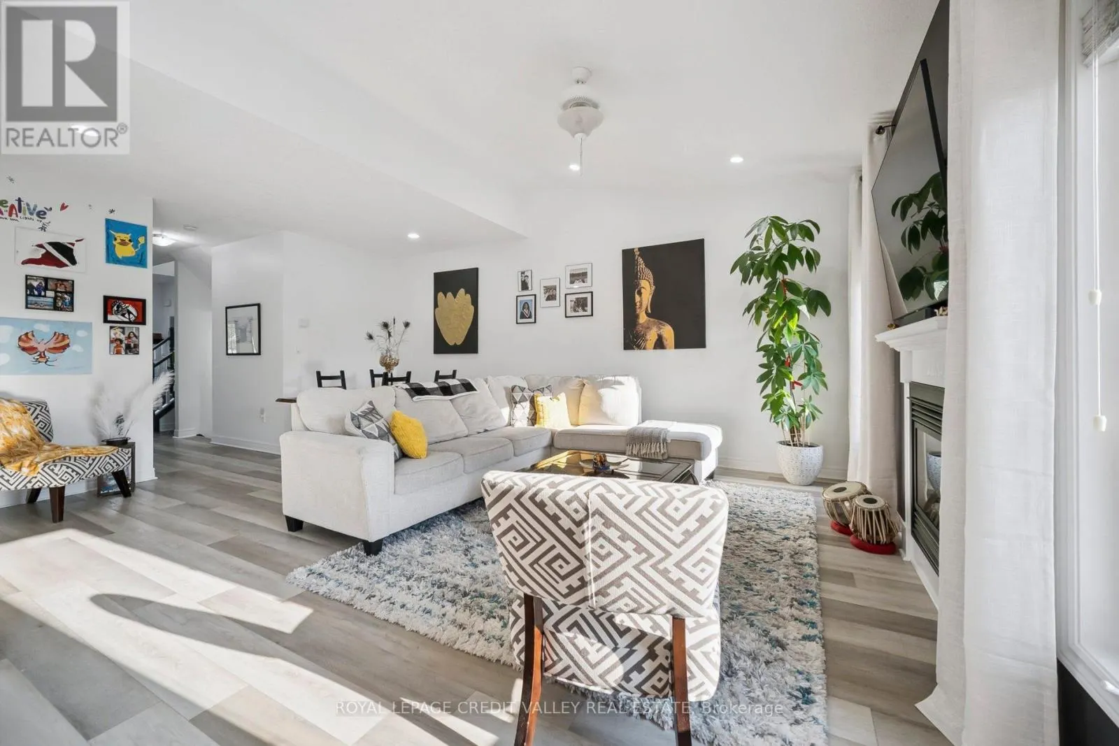 9 PEACH TREE BOULEVARD