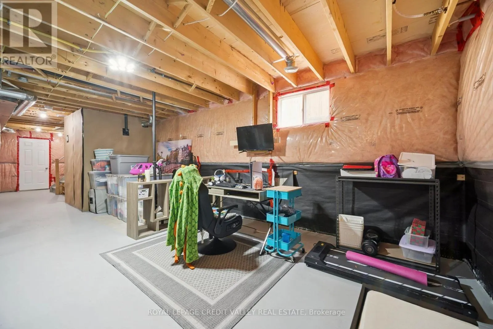 9 PEACH TREE BOULEVARD