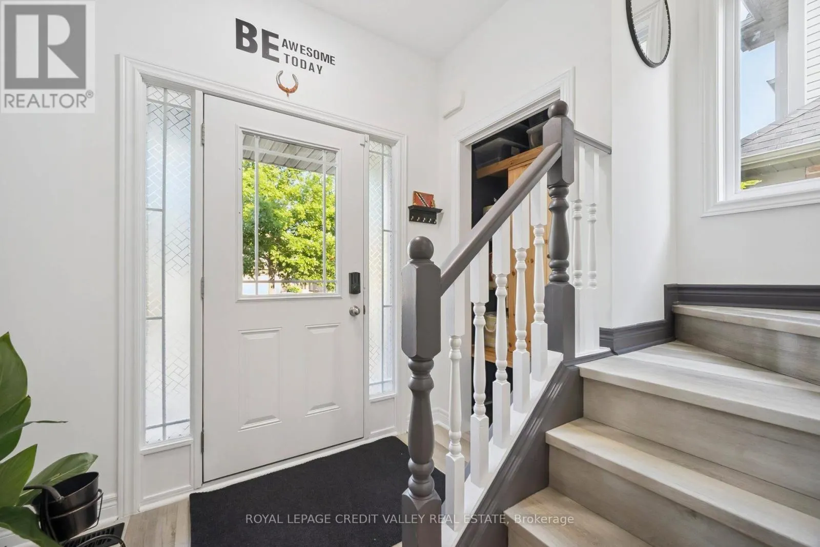 9 PEACH TREE BOULEVARD