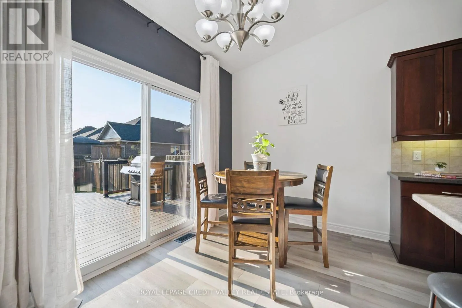 9 PEACH TREE BOULEVARD