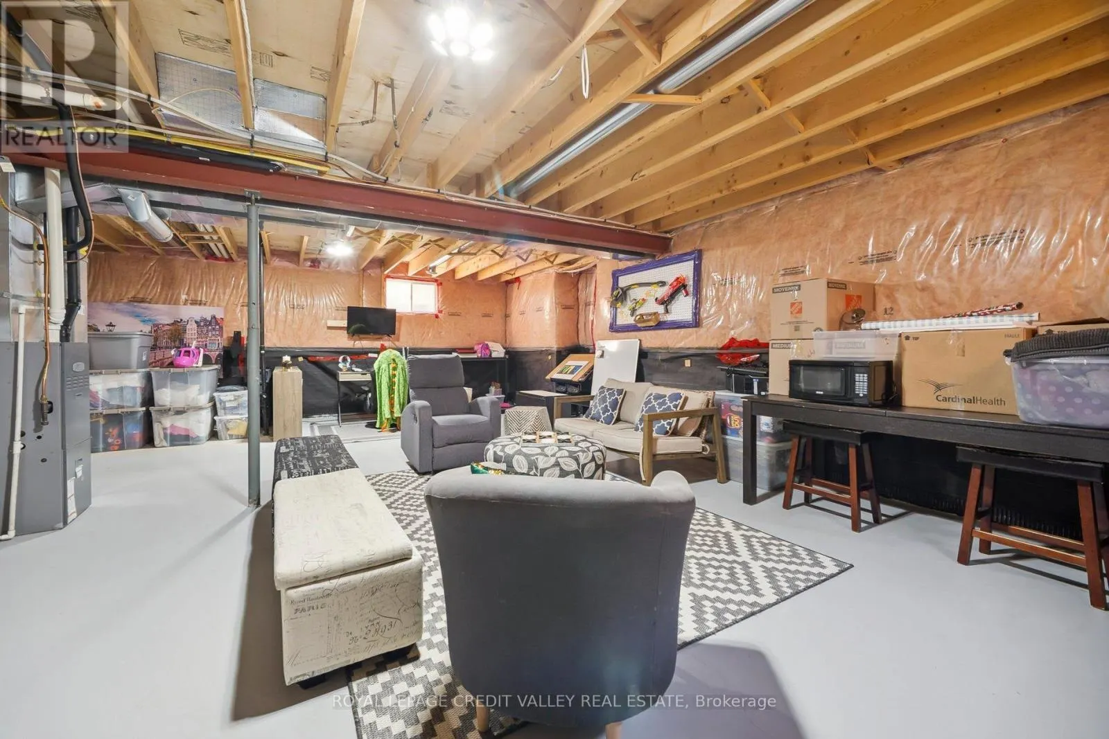 9 PEACH TREE BOULEVARD