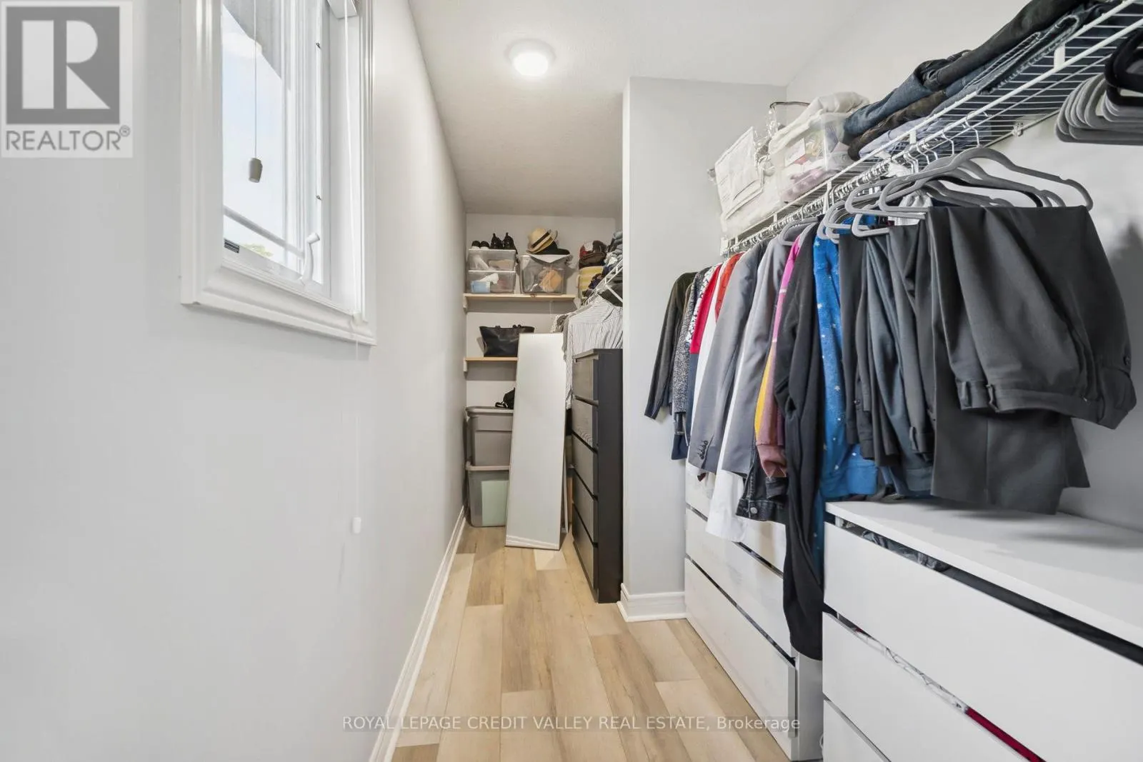 9 PEACH TREE BOULEVARD