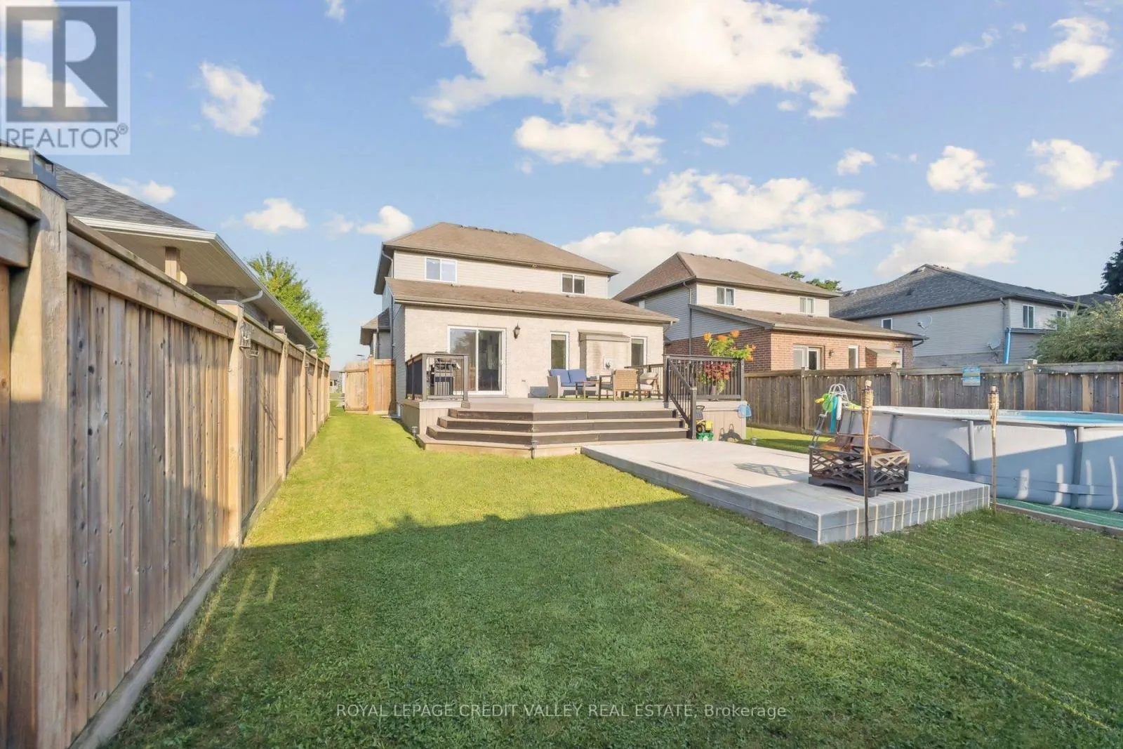 9 PEACH TREE BOULEVARD