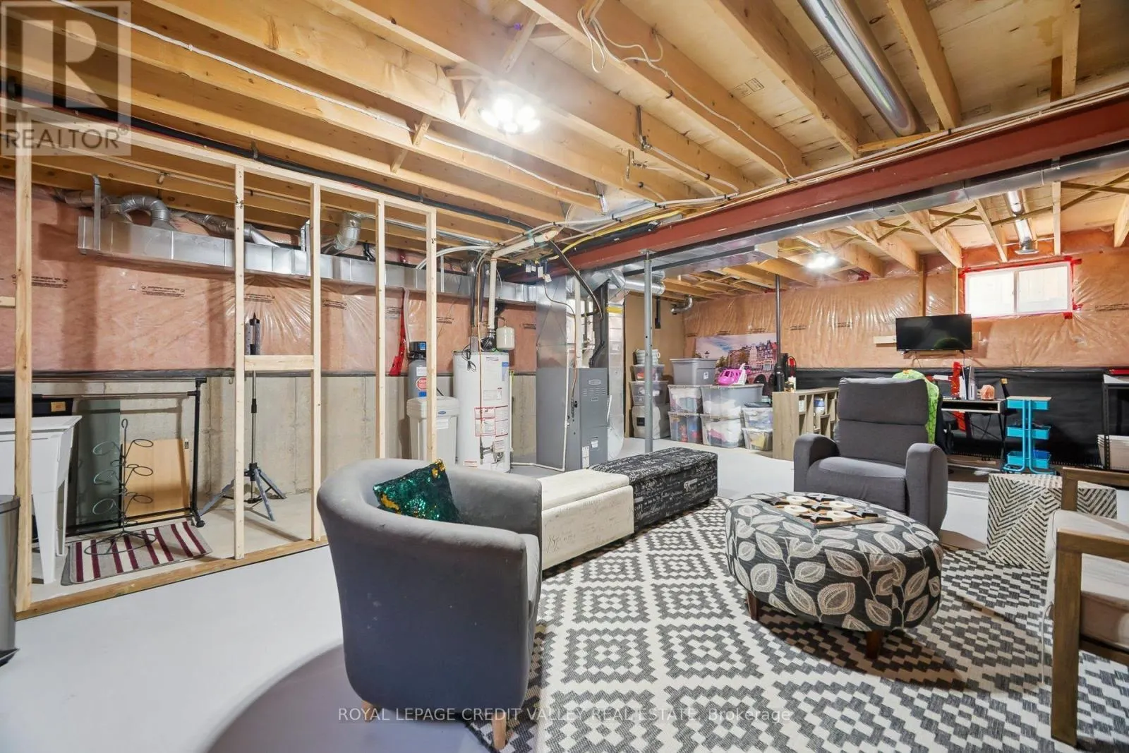 9 PEACH TREE BOULEVARD