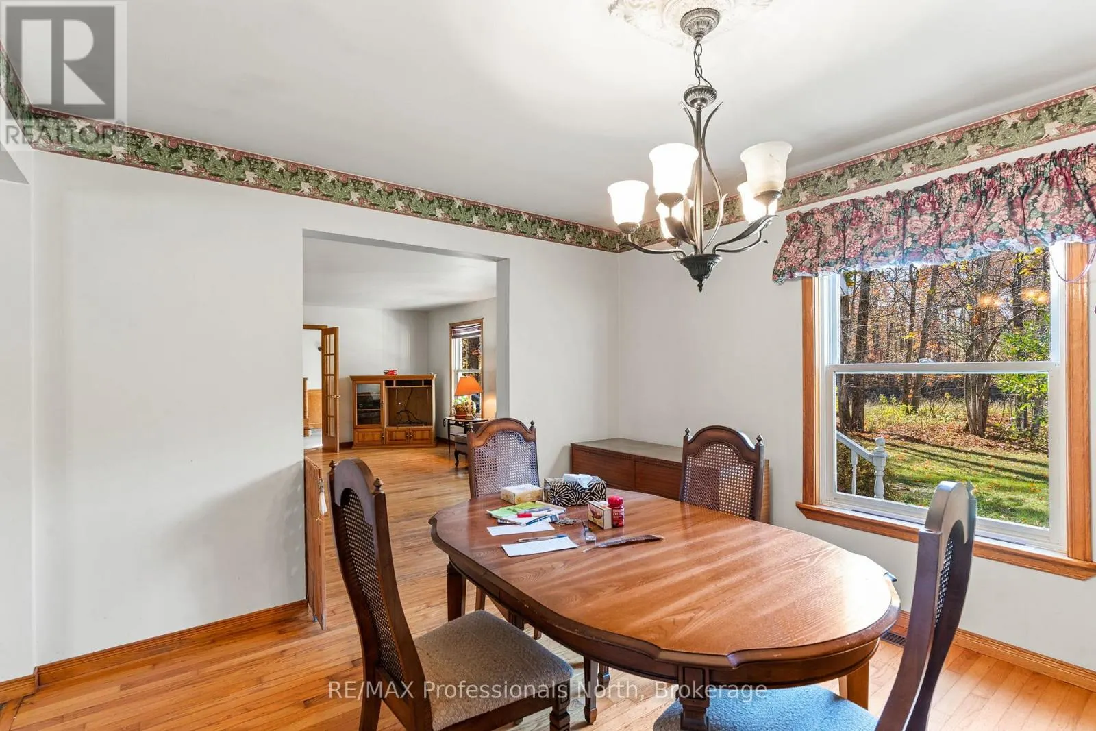 1415 SOUTH LAKE ROAD