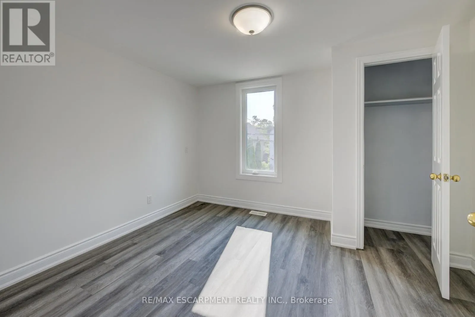 57 1/2 BREADALBANE STREET