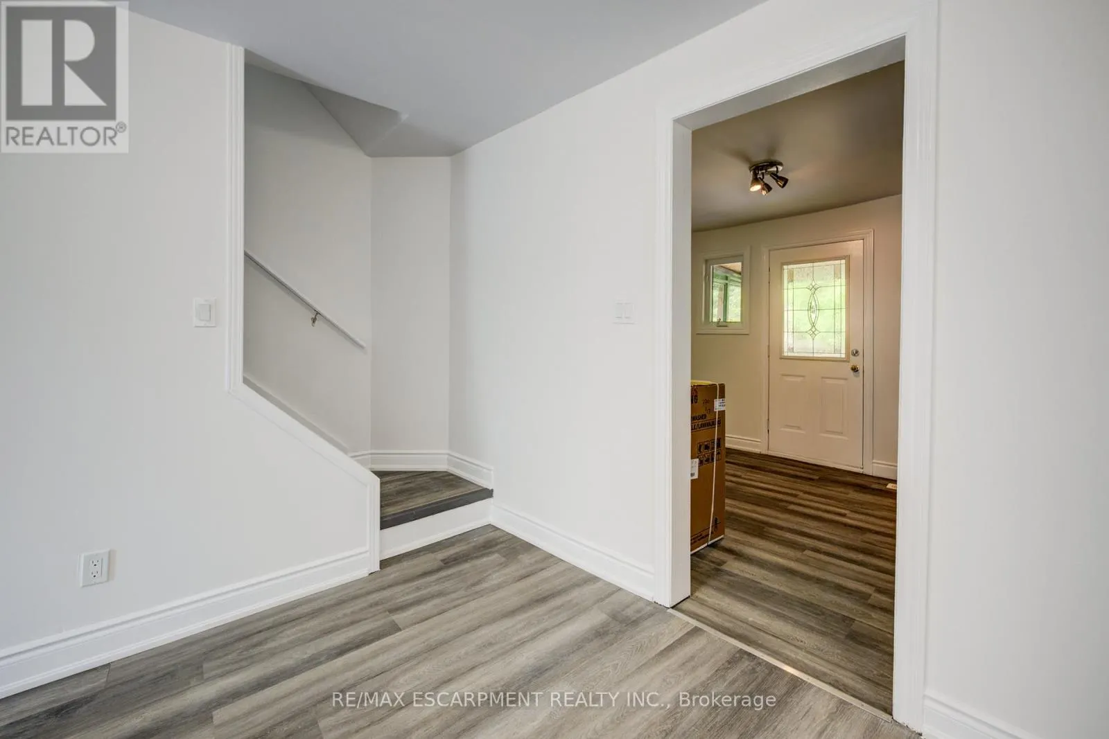 57 1/2 BREADALBANE STREET