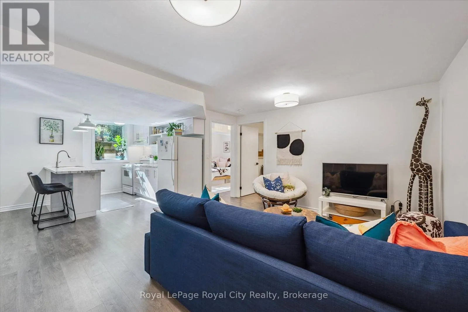 3 LATENDA PLACE