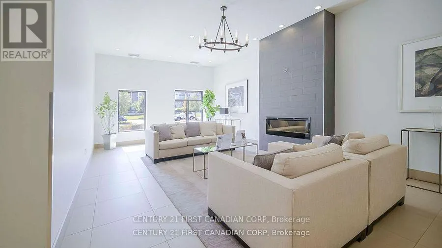 504 - 240 VILLAGEWALK BOULEVARD, #504