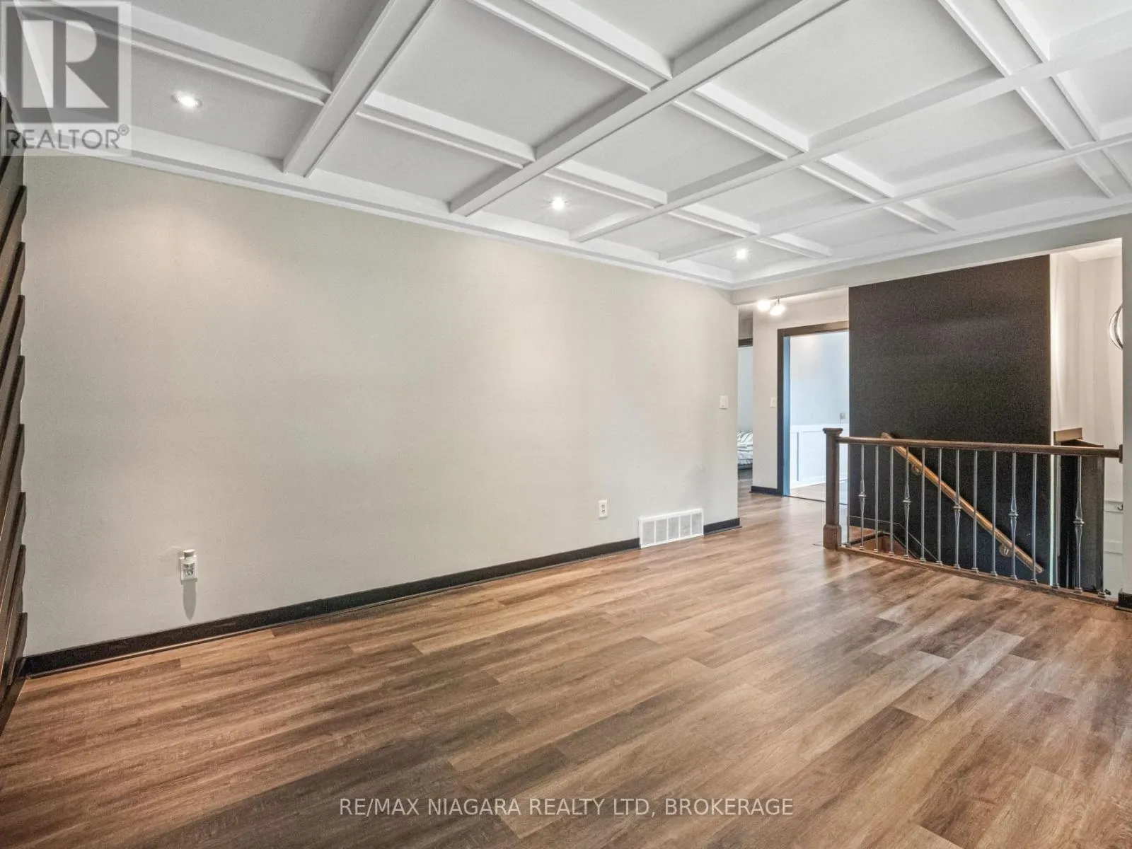 6256 MONTEREY AVENUE