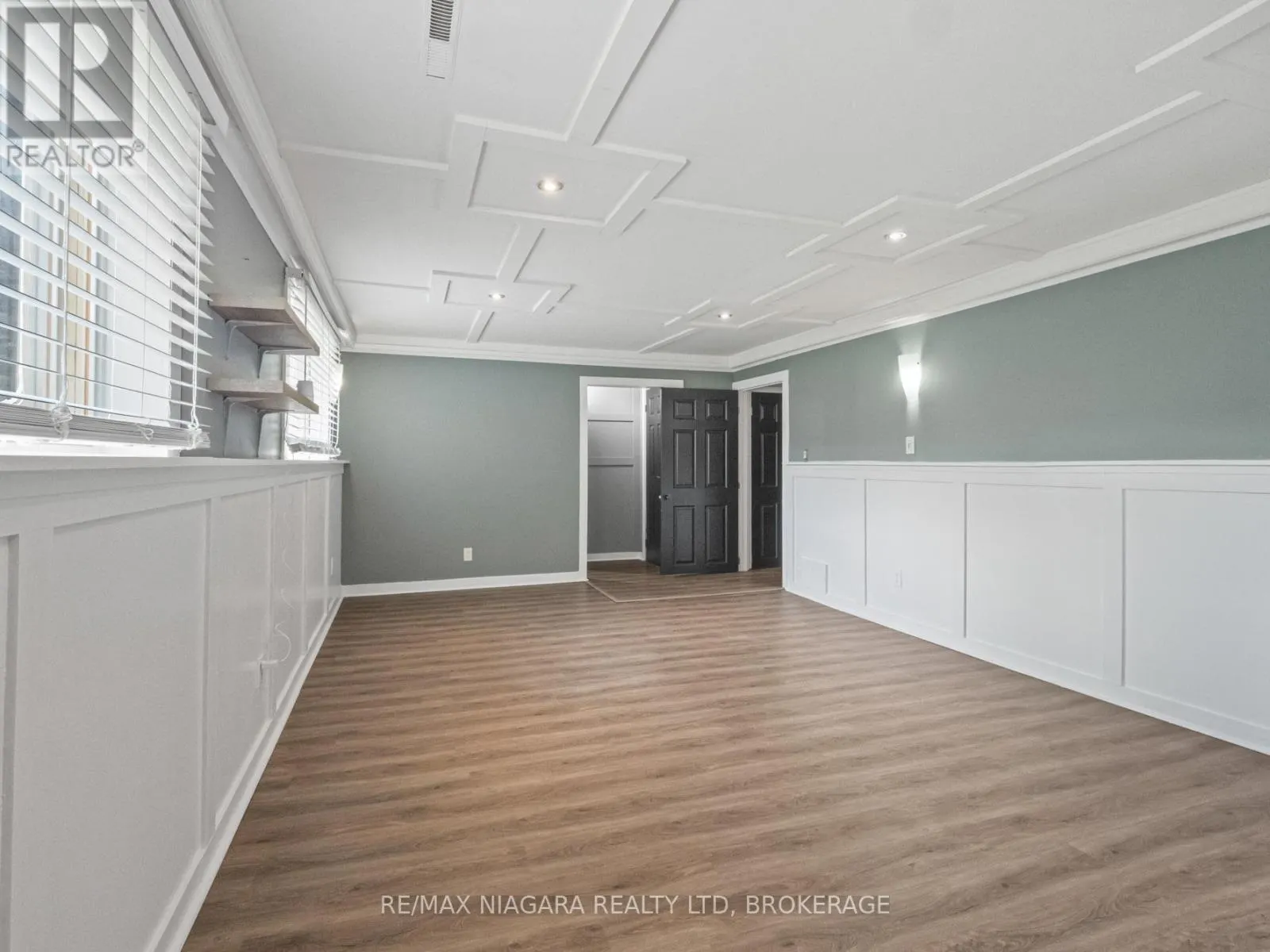 6256 MONTEREY AVENUE