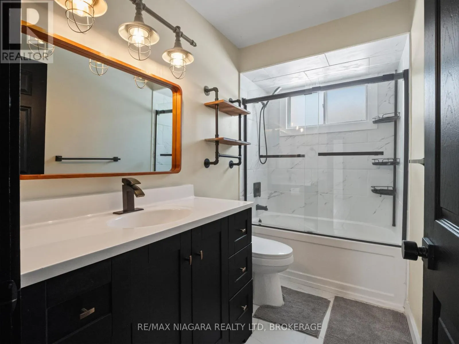 6256 MONTEREY AVENUE