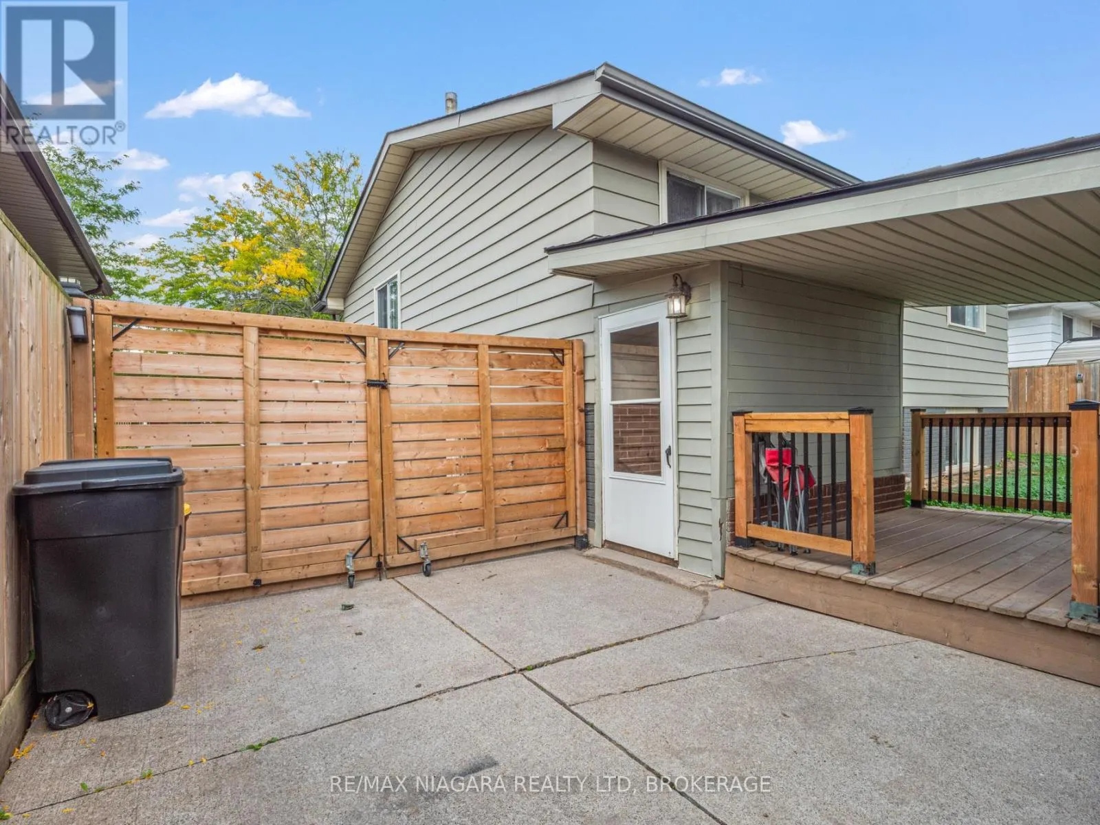 6256 MONTEREY AVENUE