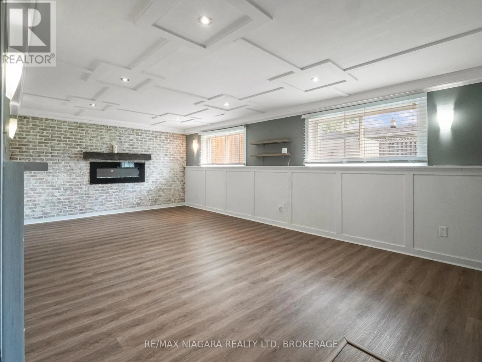 6256 MONTEREY AVENUE