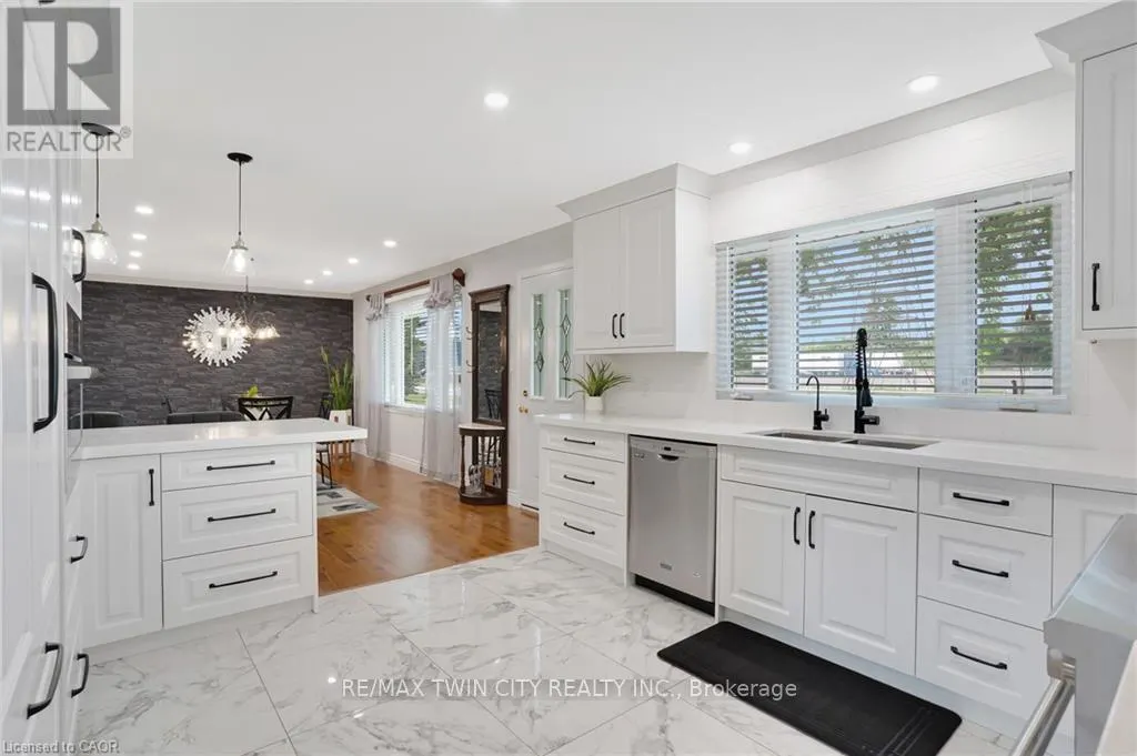 7011 WELLINGTON RD 124 ROAD