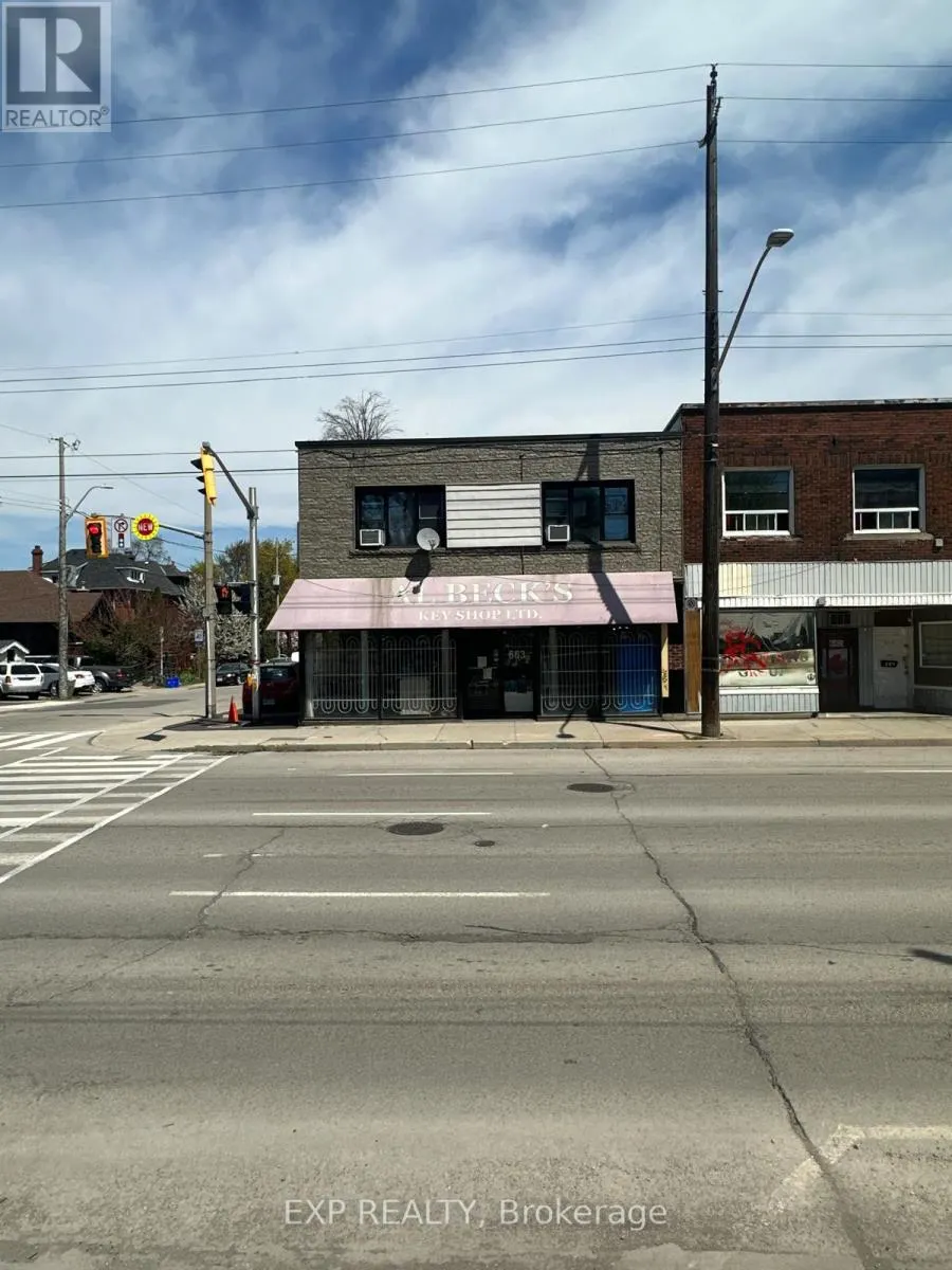 663 MAIN STREET E