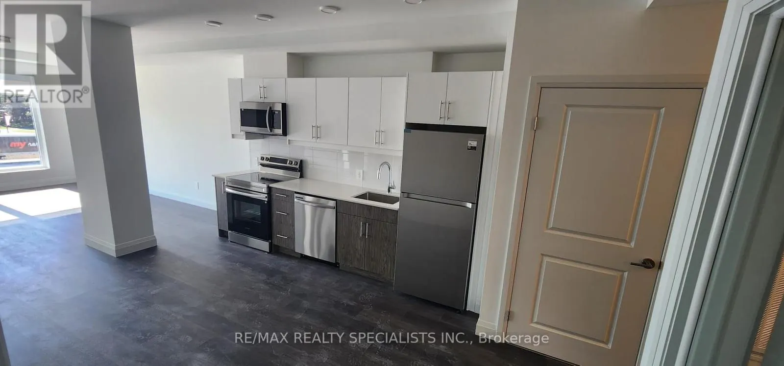 310 - 1333 WEBER STREET E