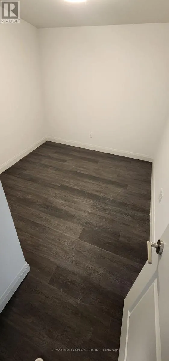 310 - 1333 WEBER STREET E