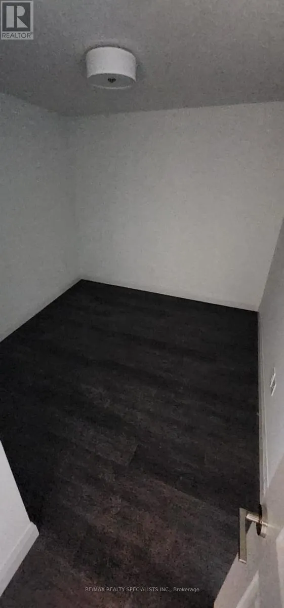 310 - 1333 WEBER STREET E