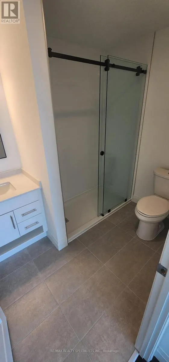 310 - 1333 WEBER STREET E