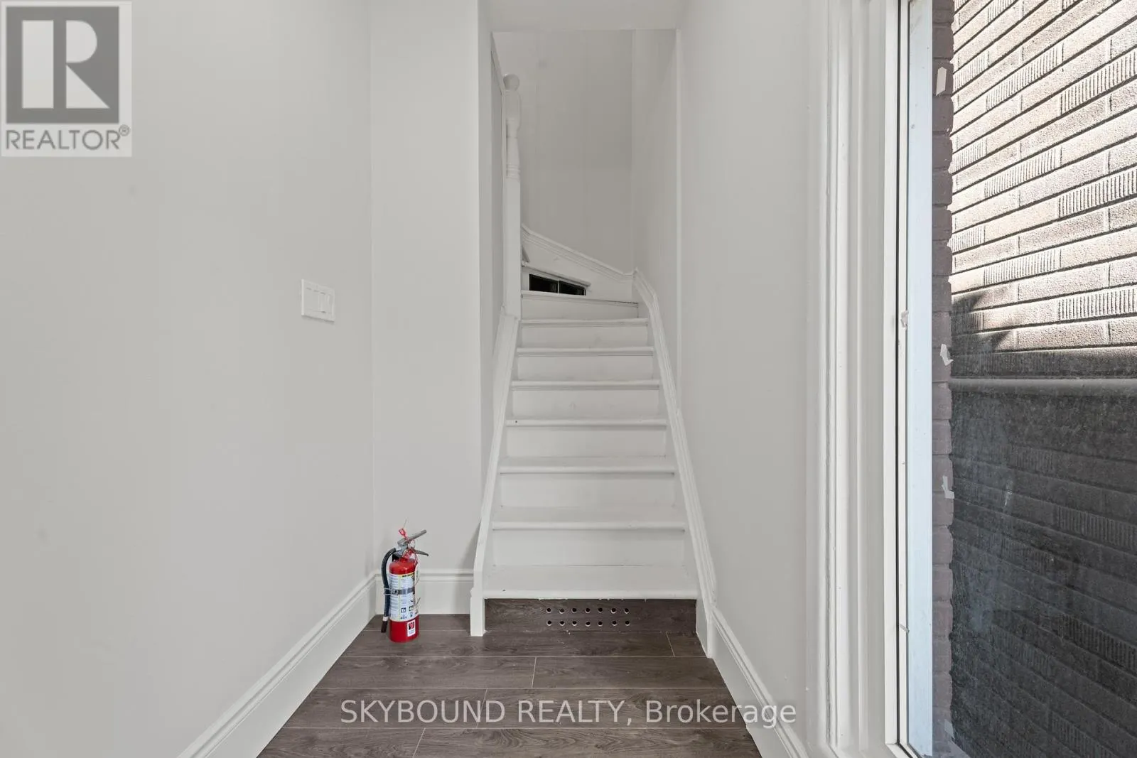 65 COLBORNE STREET W