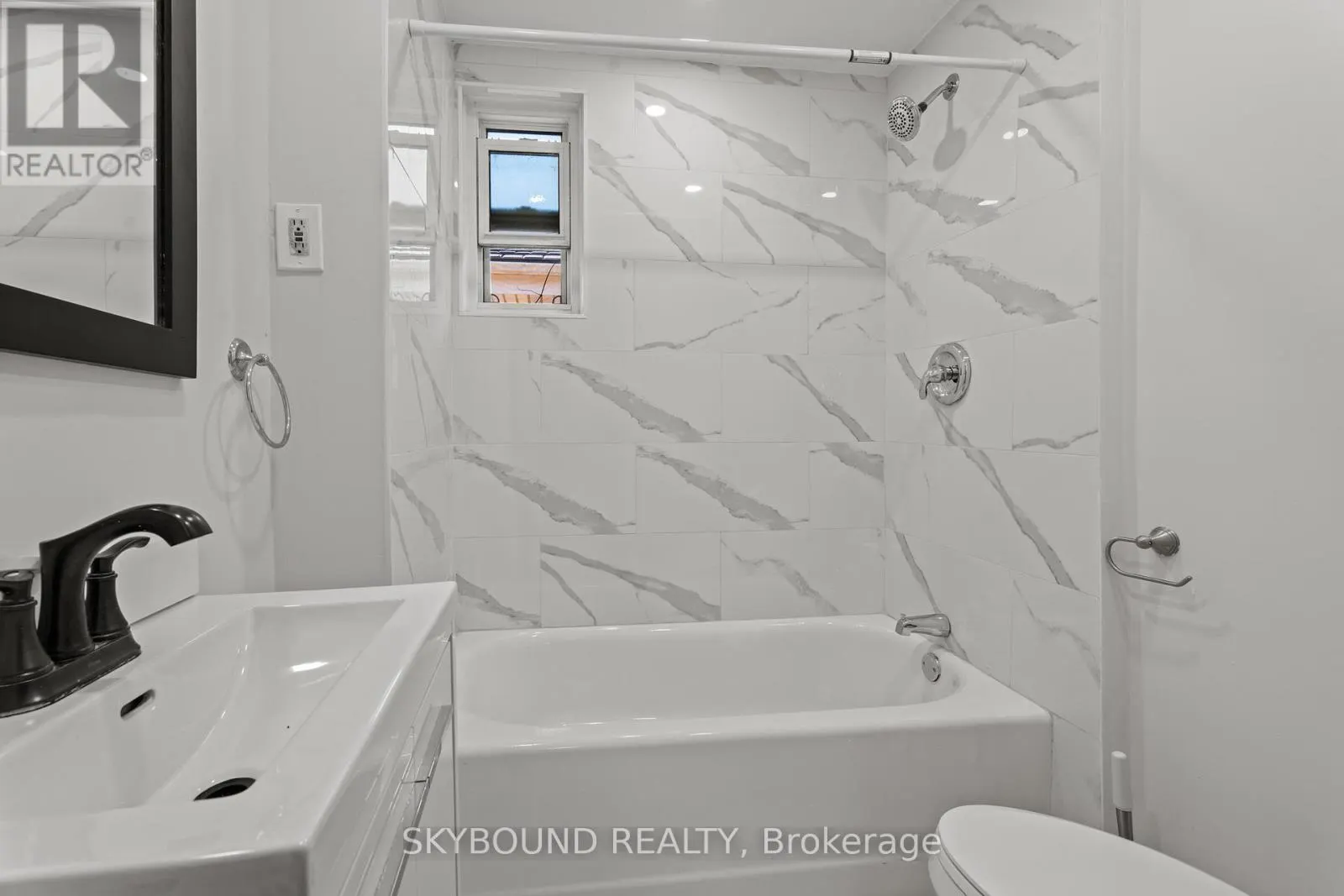 65 COLBORNE STREET W