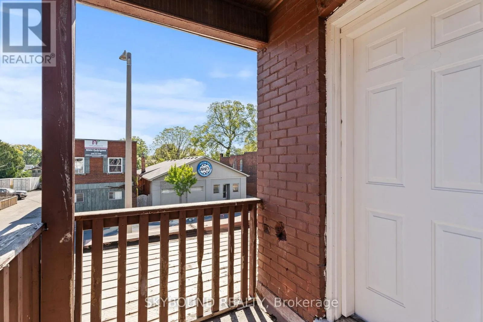 65 COLBORNE STREET W