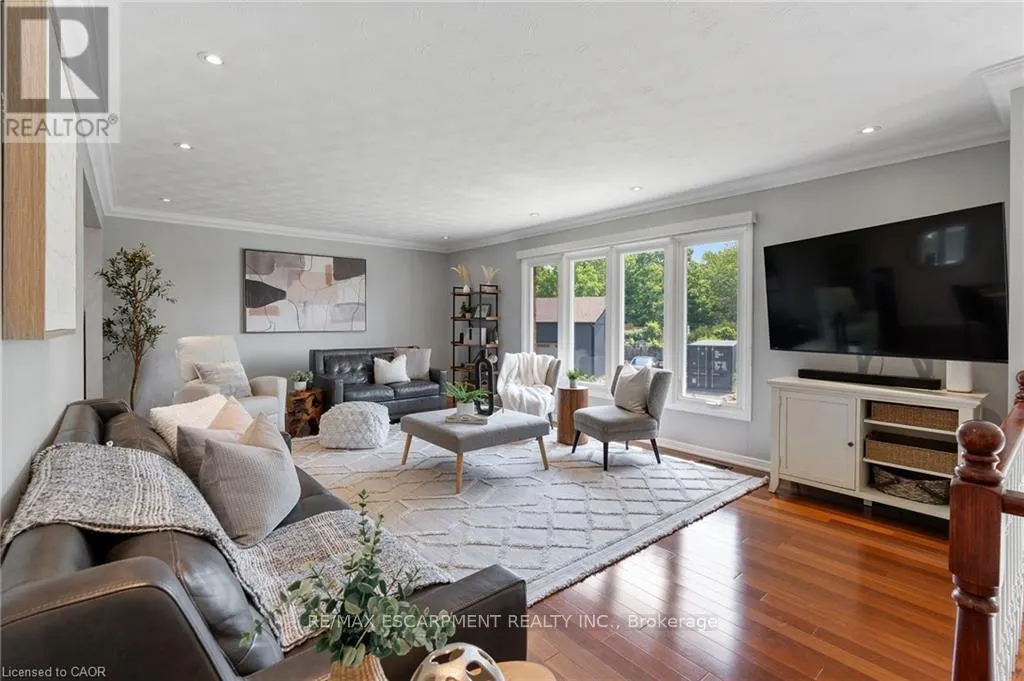 5126 CHIPPEWA ROAD E