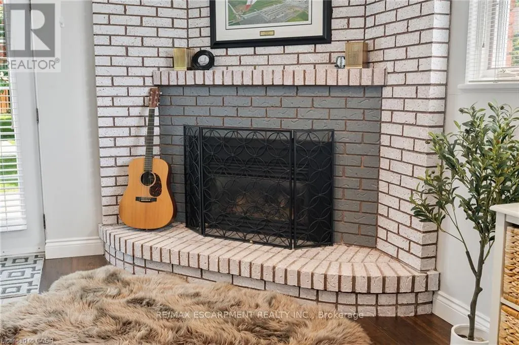 5126 CHIPPEWA ROAD E