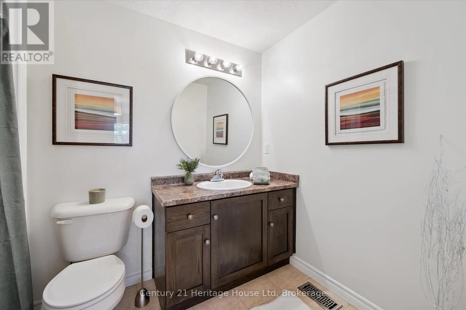 122 CREIGHTON AVENUE