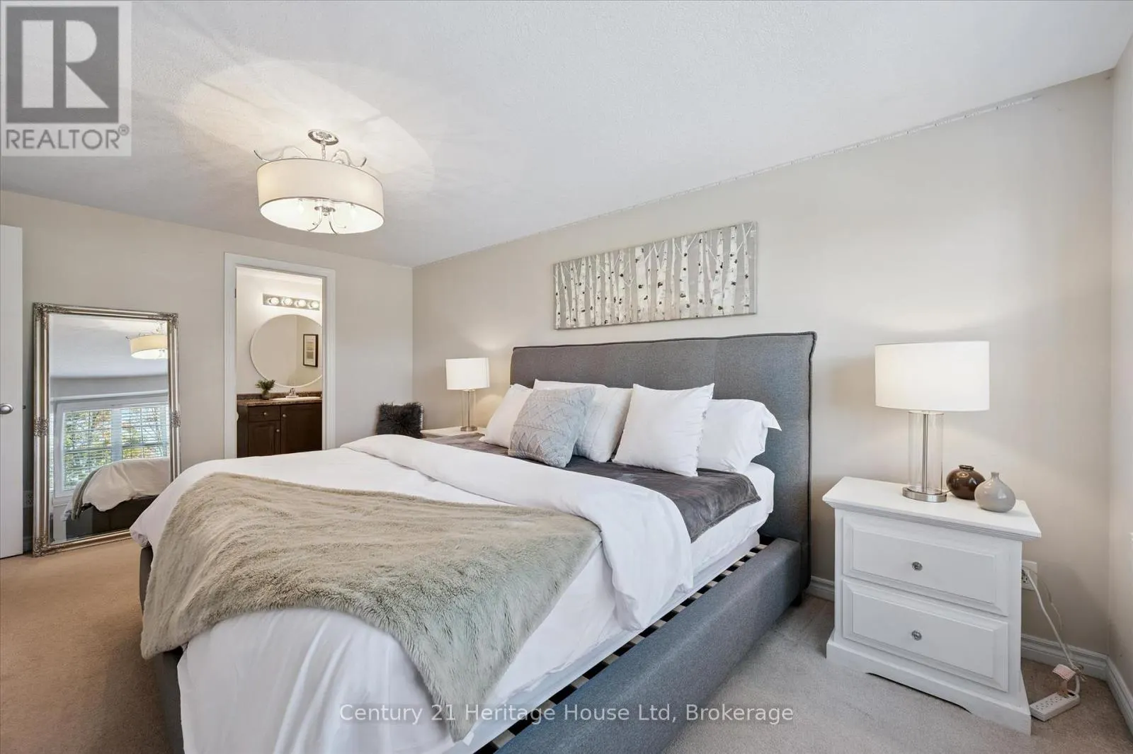 122 CREIGHTON AVENUE