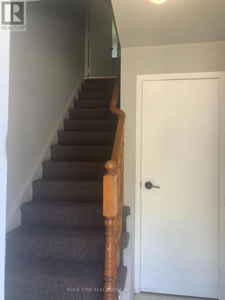 1 - 22 DACOTAH STREET