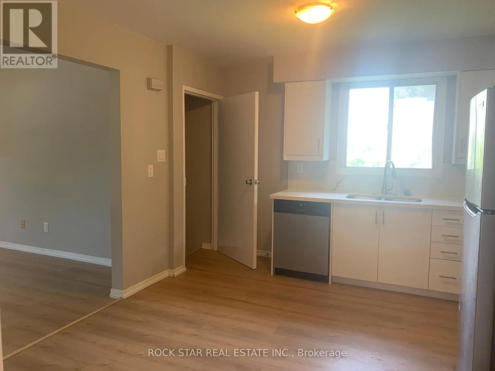 1 - 22 DACOTAH STREET