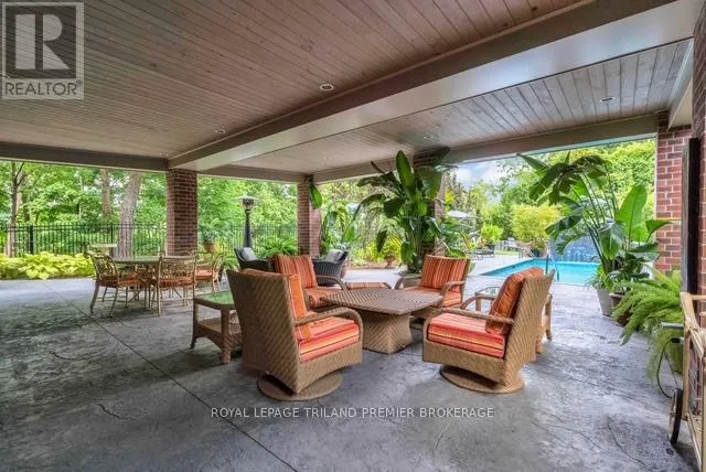 202 - 122 WORTLEY ROAD, #202