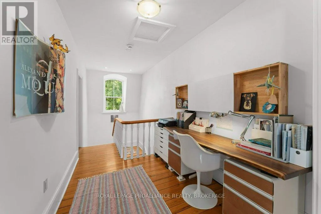 28 WELLINGTON STREET