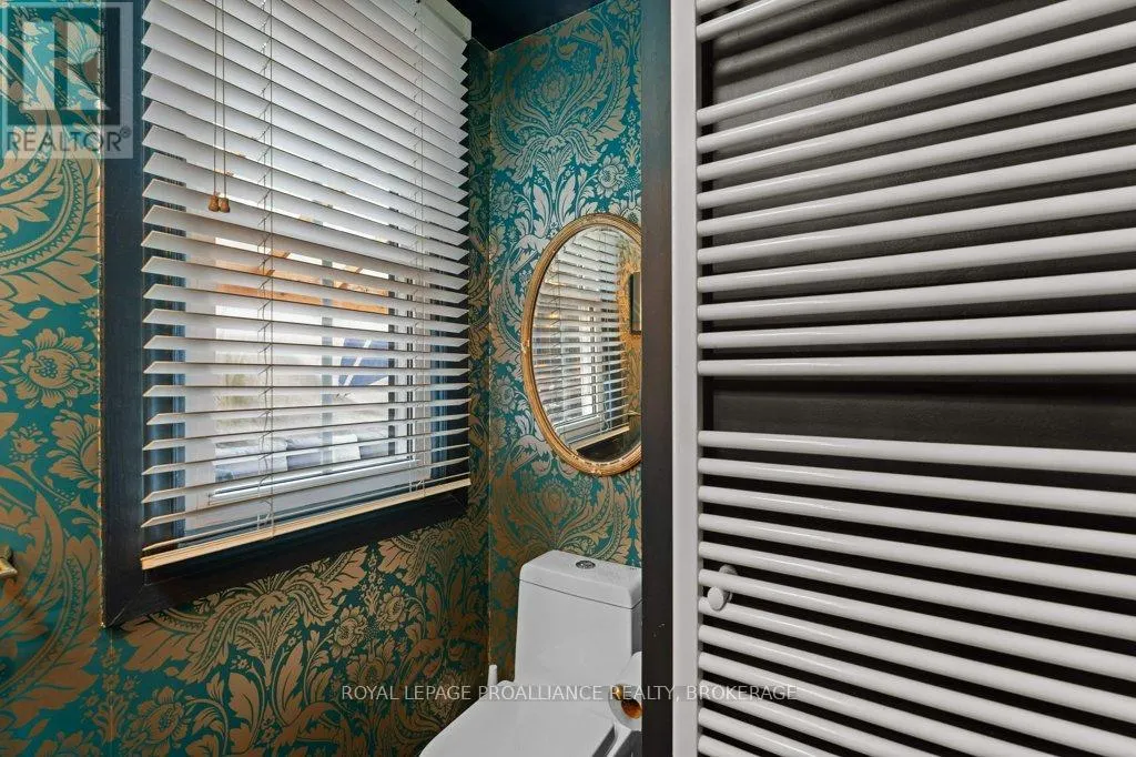 28 WELLINGTON STREET