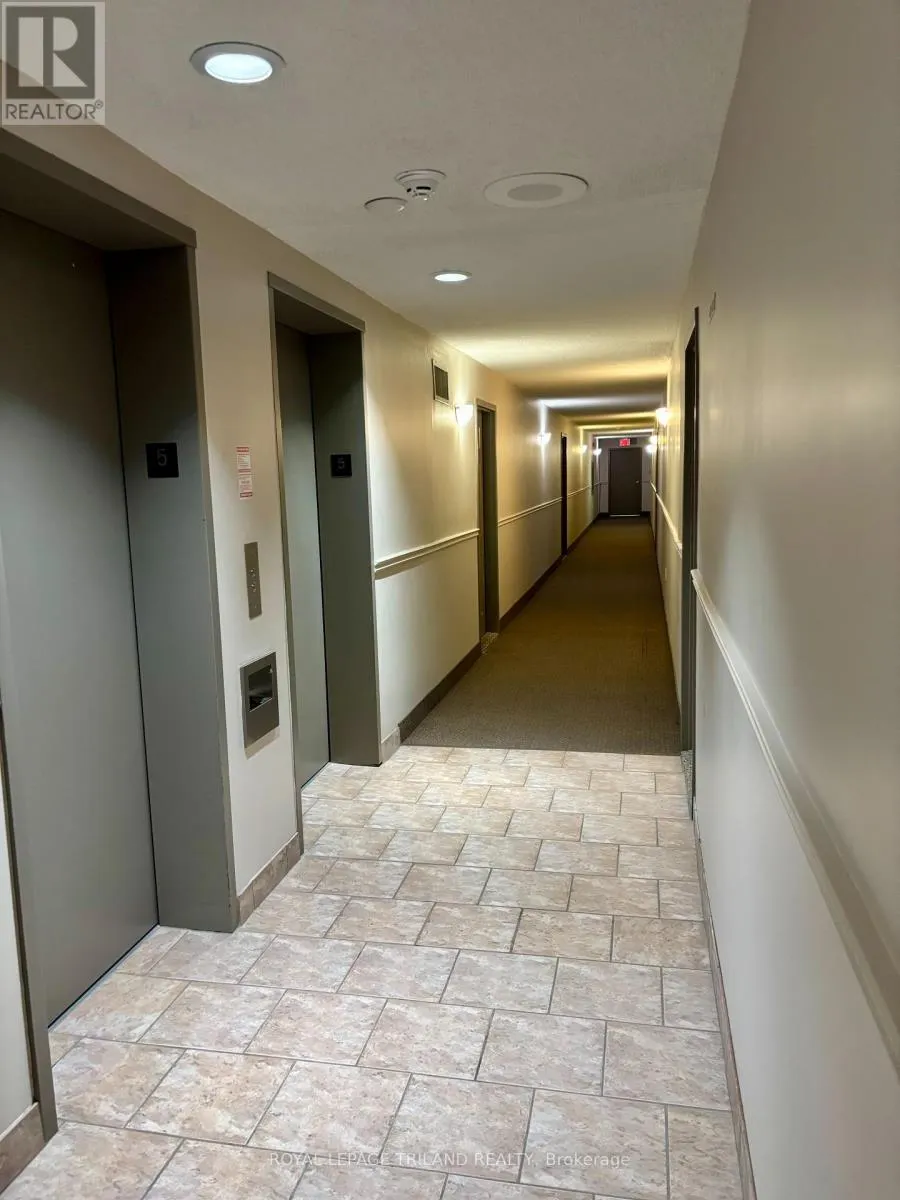 507 - 95 BASELINE ROAD W, #507