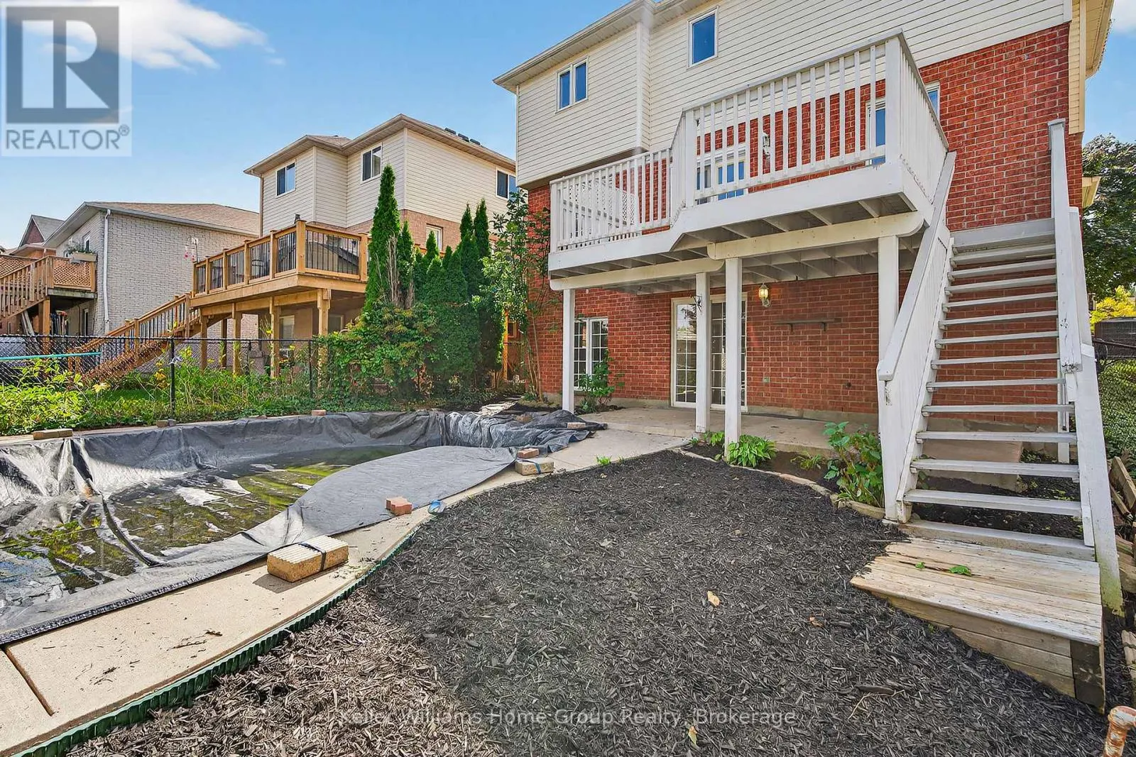 238 BRIARMEADOW DRIVE