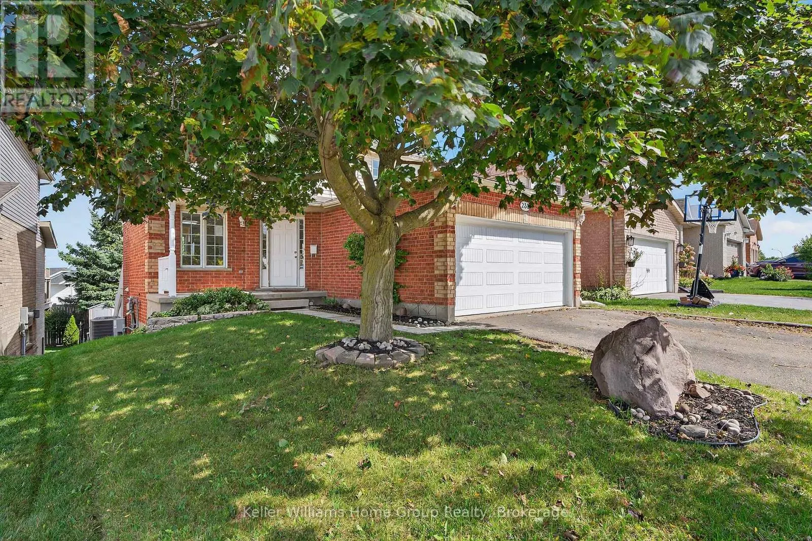 238 BRIARMEADOW DRIVE